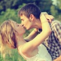 kissing