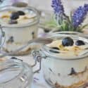 yogurt with granola